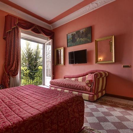 Episcopo Lipinsky Luxury Suites Rome Bagian luar foto